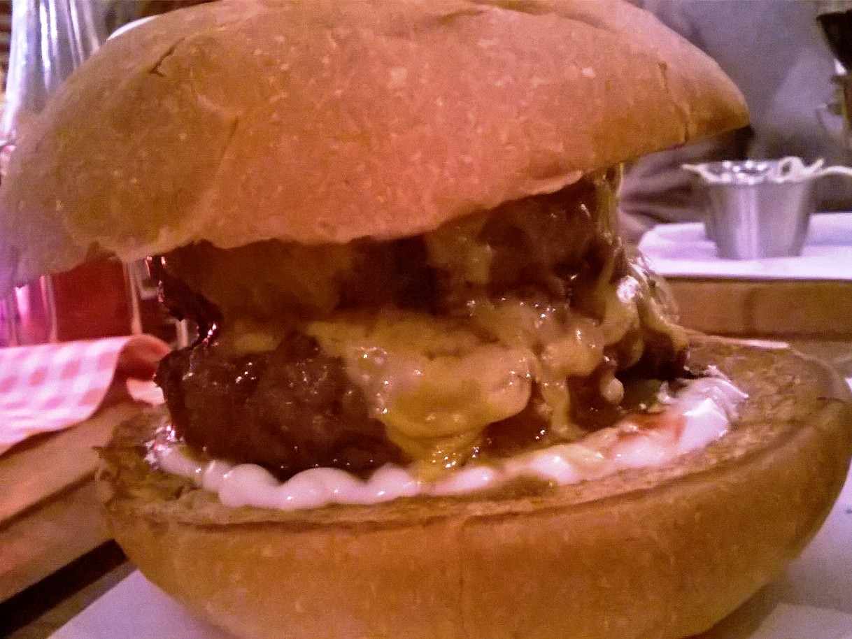 Firma Pickles - double cheese burger