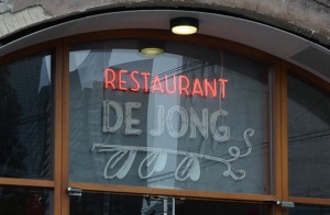 De Jong - sign